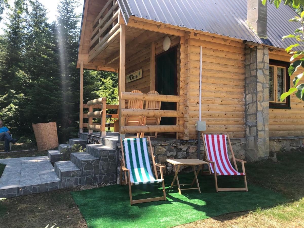 Tilia Cottage Banjska stena Mitrovac Exteriör bild