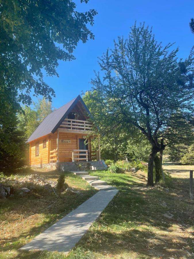Tilia Cottage Banjska stena Mitrovac Exteriör bild